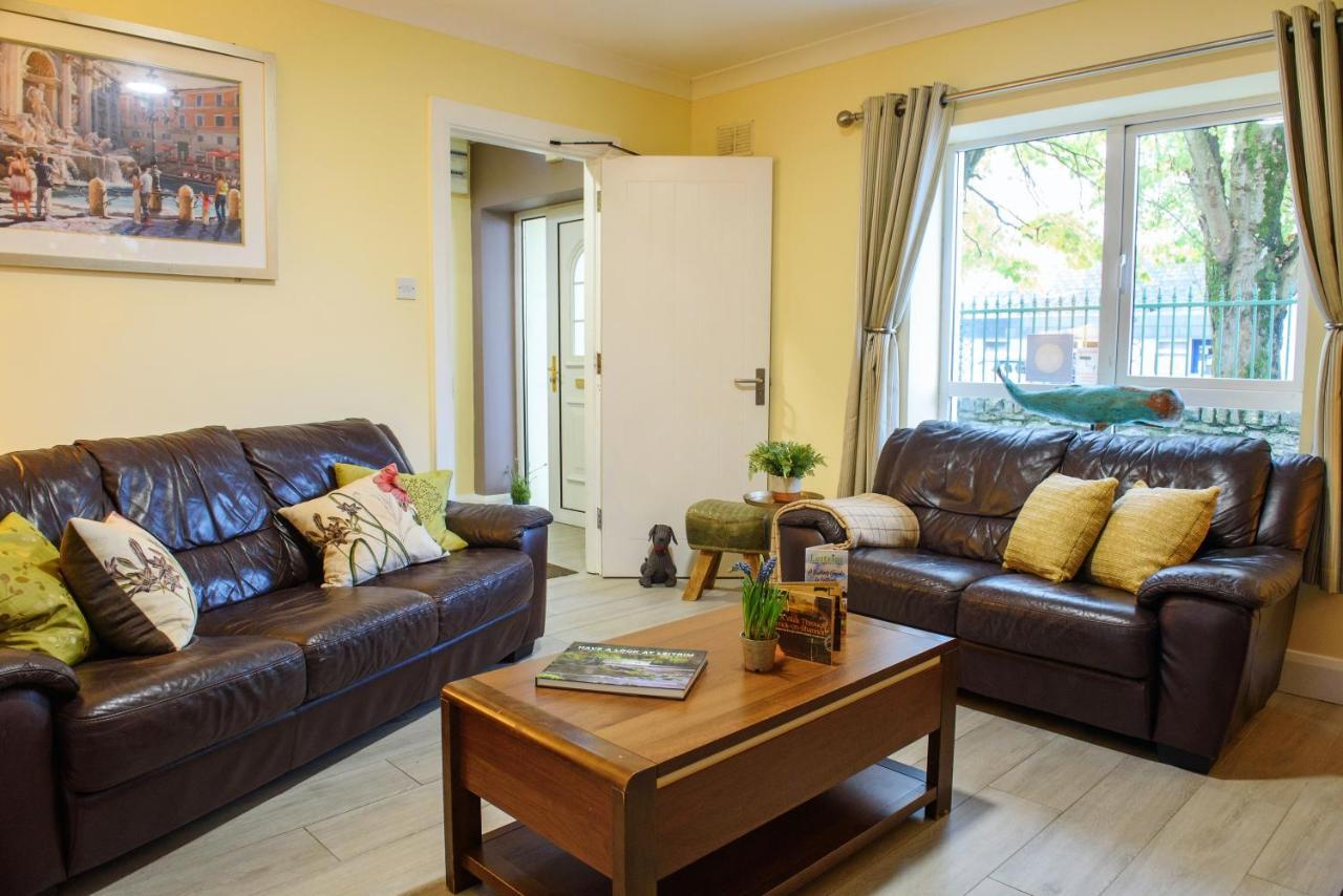 Waterfront Self Catering Houses Carrick on Shannon Buitenkant foto