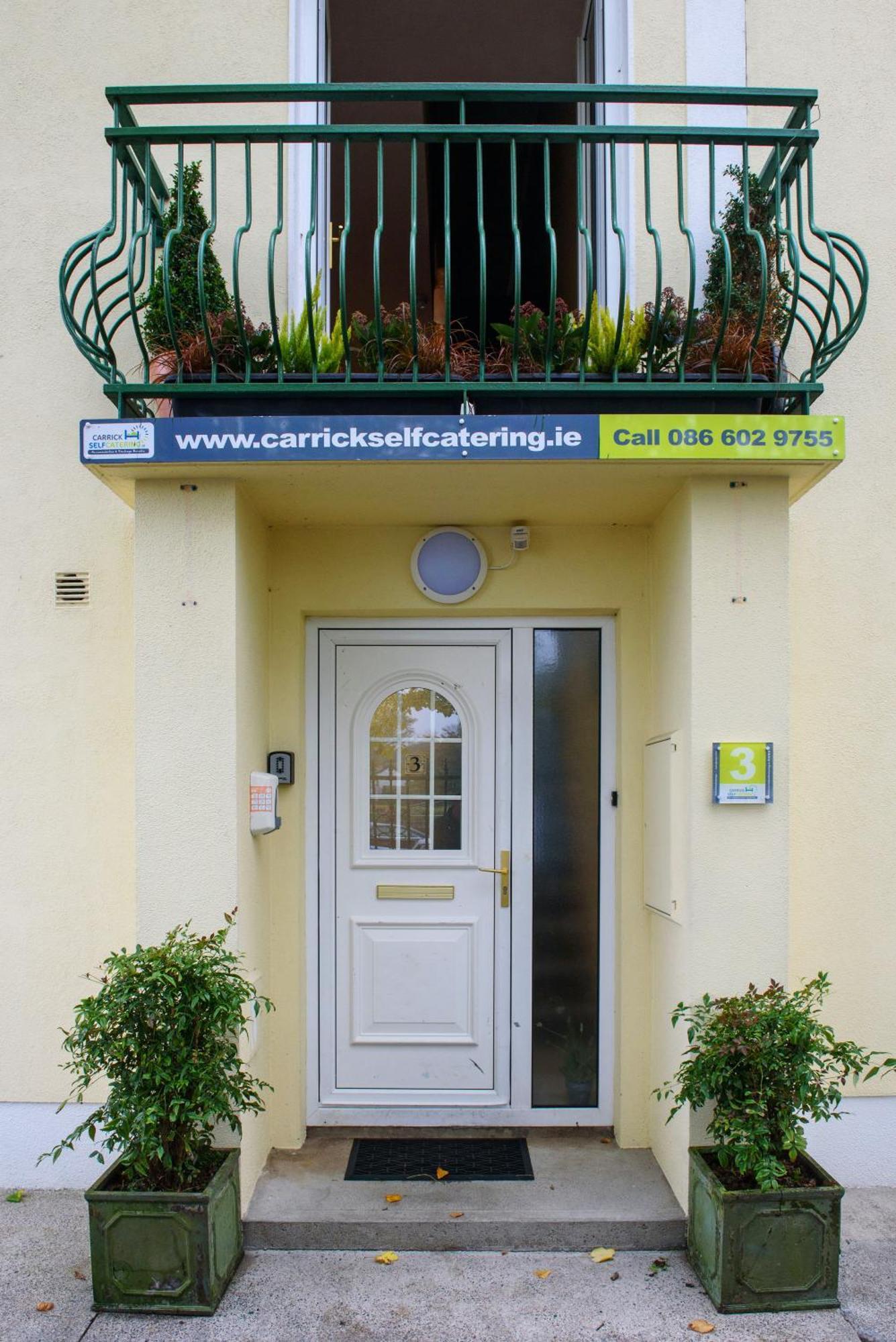 Waterfront Self Catering Houses Carrick on Shannon Buitenkant foto