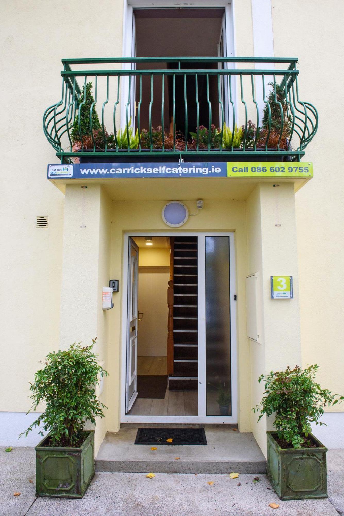 Waterfront Self Catering Houses Carrick on Shannon Buitenkant foto