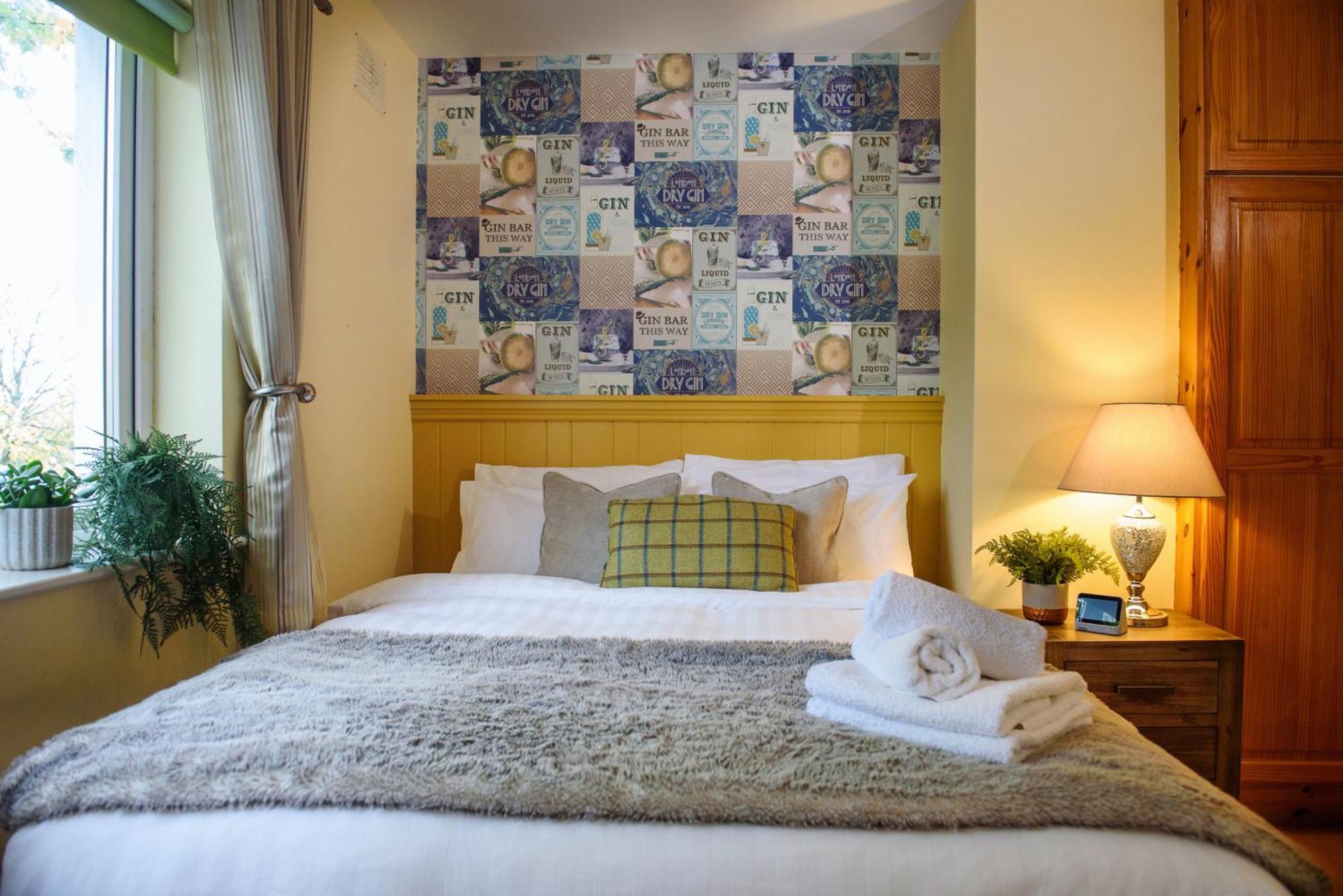 Waterfront Self Catering Houses Carrick on Shannon Buitenkant foto